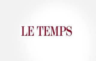 Le Temps text in red